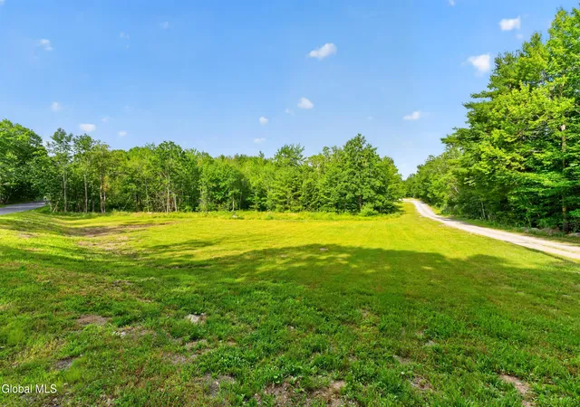 Photo 3 of Single family home for sale at 189 Taborton Rd, Averill Park, NY 12018 | MLS# 202622225 | Listing updated on 2026-07-30