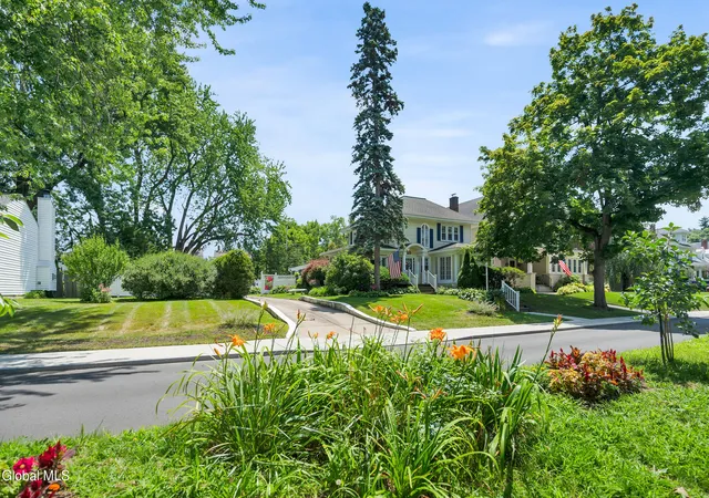 Photo 3 of Sale Pending at 820 Central Pkwy, Schenectady, NY 12309 | MLS# 202622559 | Listing updated on 2026-08-04