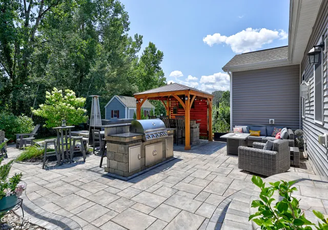 5th image of 7 Woodlake Dr, Saratoga Springs, NY 12866 | MLS# 202622700