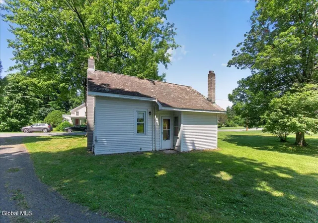 34th image of 20 Division St, Cambridge, NY 12816 | MLS# 202622664