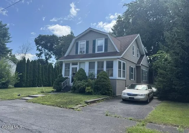 Photo 3 of Single family home for sale at 118 Marriott Ave, Schenectady, NY 12304 | MLS# 202622202 | Listing updated on 2026-07-22