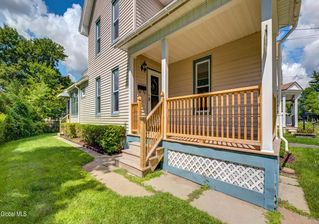 4th image of 39 Temple St, Gloversville, NY 12078 | MLS# 202624407
