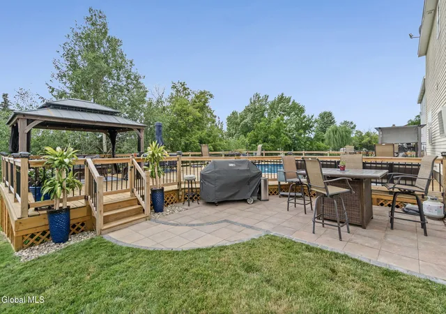 Photo 4 of Single family home for sale at 117 E Windswept Dr, Amsterdam, NY 12010 | MLS# 202622327 | Listing updated on 2026-09-18