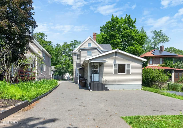 Photo 4 of Sale Pending at 400 Delaware Ave, Delmar, NY 12054 | MLS# 202622376 | Listing updated on 2026-08-10