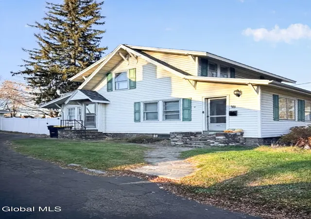 Photo 2 of Single family home for sale at 18 Fairfield Ave, Albany, NY 12205 | MLS# 202622922 | Listing updated on 2026-08-14