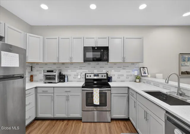 Photo 3 of Condo for sale at 4703 S Foxwood Dr, Clifton Park, NY 12065 | MLS# 202622322 | Listing updated on 2026-09-16