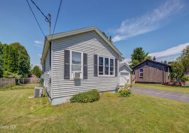 4th image of 413 W Main St, Johnstown, NY 12095 | MLS# 202622266