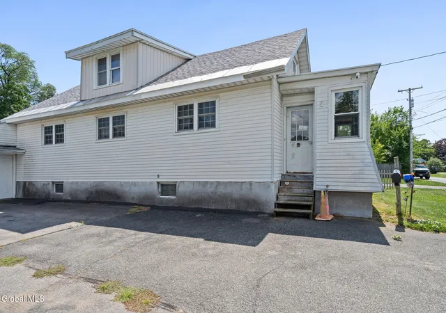 Photo 2 of Sale Pending at 126 Daniels Ave, Schenectady, NY 12304 | MLS# 202622468 | Listing updated on 2026-09-09