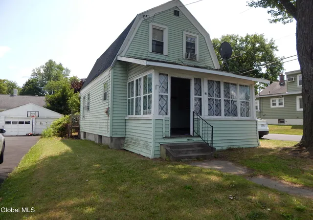 Photo 2 of Sale Pending at 27 Homestead St, Albany, NY 12203 | MLS# 202622532 | Listing updated on 2026-08-07