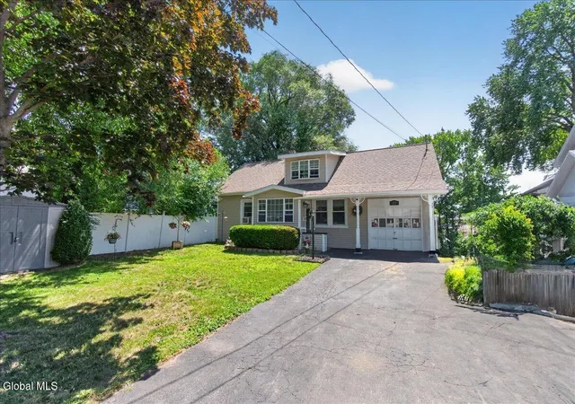 Photo 2 of Sale Pending at 29 Mcnutt Ave, Albany, NY 12205 | MLS# 202622312 | Listing updated on 2026-07-29