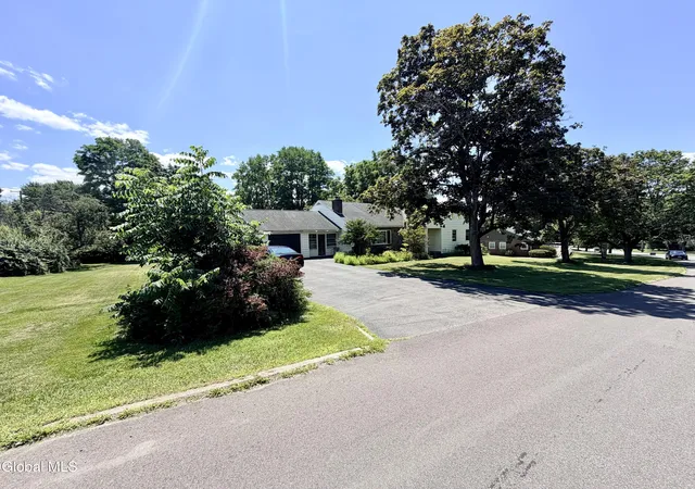 2nd image of 31 Lindbergh Ave, Amsterdam, NY 12010 | MLS# 202622284