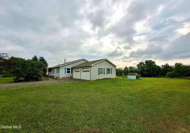 Photo 3 of Single family home for sale at 1912 Thompsons Lake Rd, Altamont, NY 12009 | MLS# 202622616 | Listing updated on 2026-09-13