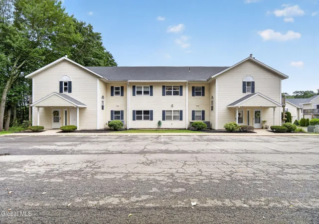 1st image of 103 Greenwich Dr, Albany, NY 12203 | MLS# 202622423
