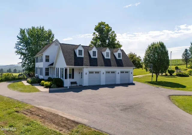 108th image of 221 Denice Rd, Amsterdam, NY 12010 | MLS# 202622315
