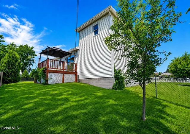 Photo 3 of Single family home for sale at 700 Deforest St, Schenectady, NY 12303 | MLS# 202622303 | Listing updated on 2026-08-06