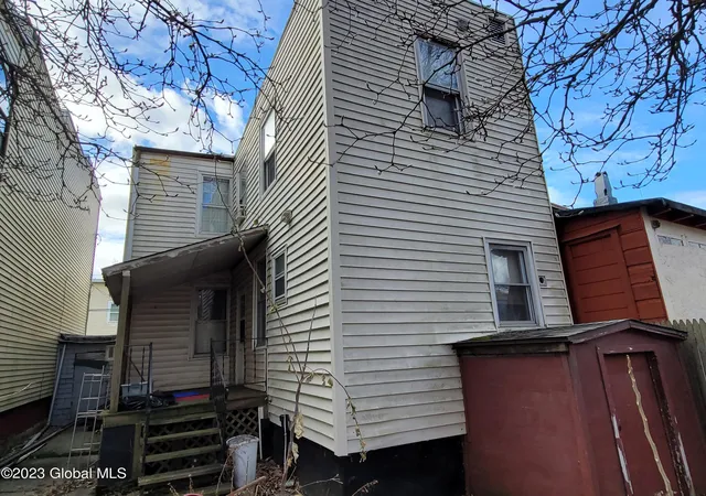 Photo 4 of Sale Pending at 559 1st Street, Albany, NY 12206 | MLS# 202622363 | Listing updated on 2026-08-24