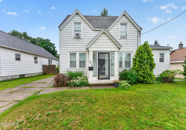 Photo 1 of Sale Pending at 806 Curry Rd, Schenectady, NY 12306 | MLS# 202623188 | Listing updated on 2026-08-15