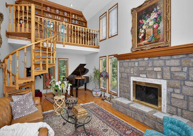 5th image of 1 Milan Ct, Schenectady, NY 12309 | MLS# 202623941