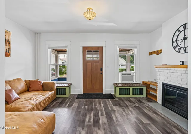 Photo 3 of Sale Pending at 146 Kent St, Albany, NY 12206 | MLS# 202622394 | Listing updated on 2026-07-27