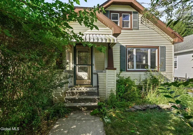 1st image of 418 Charles St, Schenectady, NY 12302 | MLS# 202622444