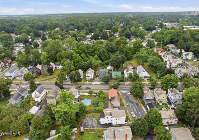 40th image of 224 Ridge St, Glens Falls, NY 12801 | MLS# 202622453
