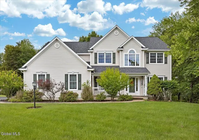 1st image of 2 Brookhaven Ln, East Greenbush, NY 12061 | MLS# 202622667