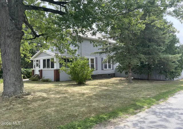 3rd image of 14 Ferry Blvd, South Glens Falls, NY 12803 | MLS# 202622633