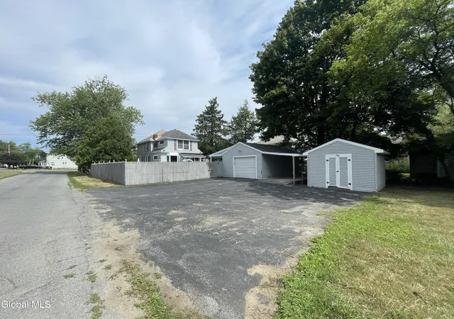 5th image of 14 Ferry Blvd, South Glens Falls, NY 12803 | MLS# 202622633