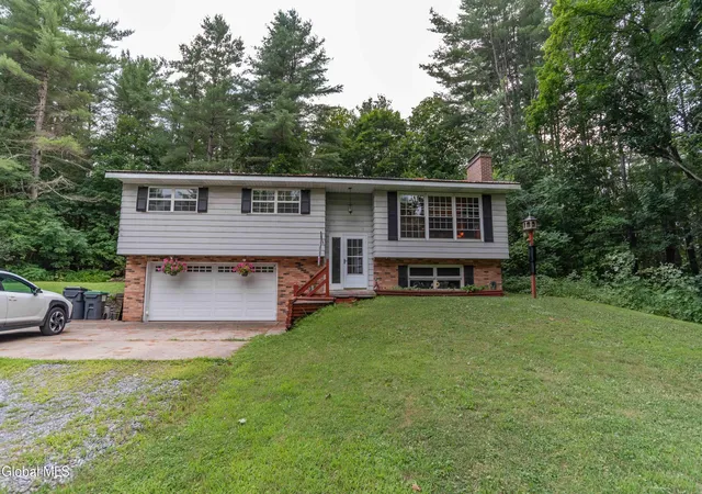 2nd image of 1056 New York 334, Fonda, NY 12068 | MLS# 202622493