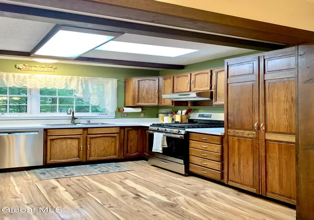 5th image of 10 Helen Dr, Queensbury, NY 12804 | MLS# 202622565