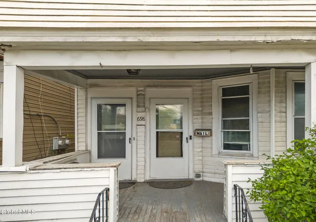 Listing Photo 5 - Condo for sale in building located at 698 Central Ave, Albany, NY 12206
