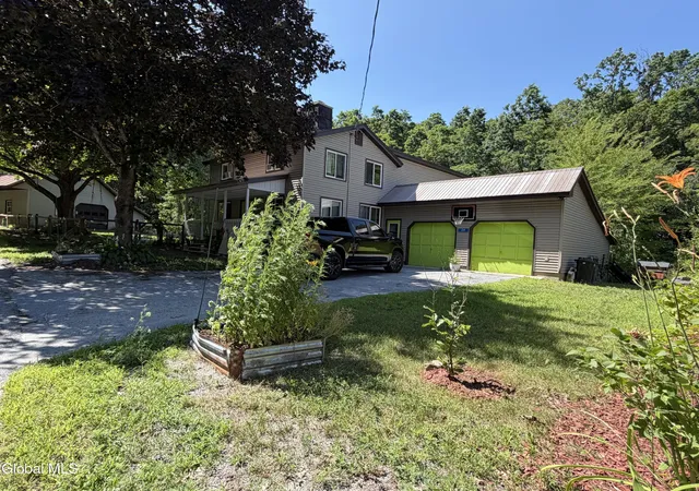 Photo 1 of Single family home for sale at 24 Lakeview Ave, Moriah, NY 12960 | MLS# 202622489 | Listing updated on 2026-08-26