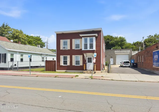 Photo 3 of Single family home for sale at 454 5th Avenue, Troy, NY 12182 | MLS# 202622522 | Listing updated on 2026-09-16