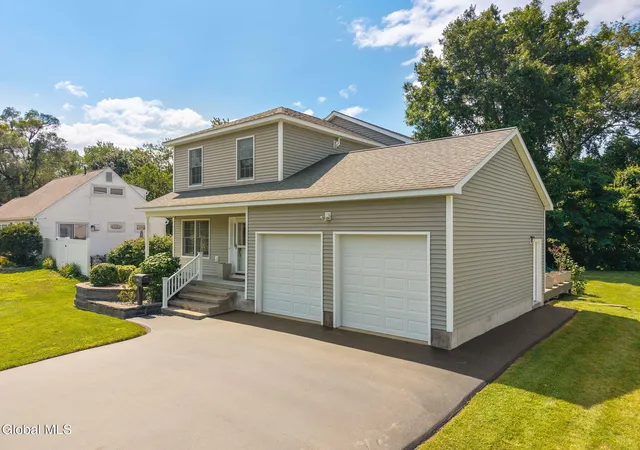 Photo 3 of Sale Pending at 25b Terry Ave, Schenectady, NY 12303 | MLS# 202622485 | Listing updated on 2026-08-01