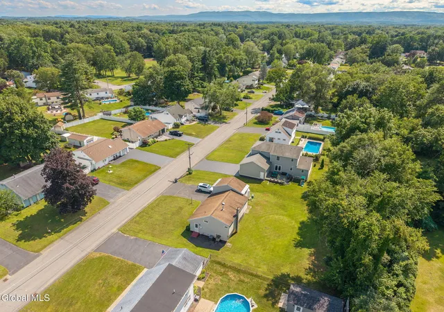 53rd image of 25b Terry Ave, Schenectady, NY 12303 | MLS# 202622485