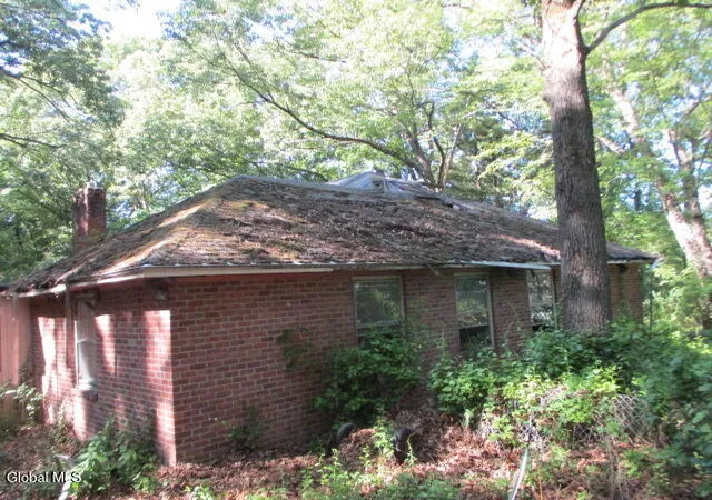 1st image of 126 Old Niskayuna Rd, Albany, NY 12211 | MLS# 202622464