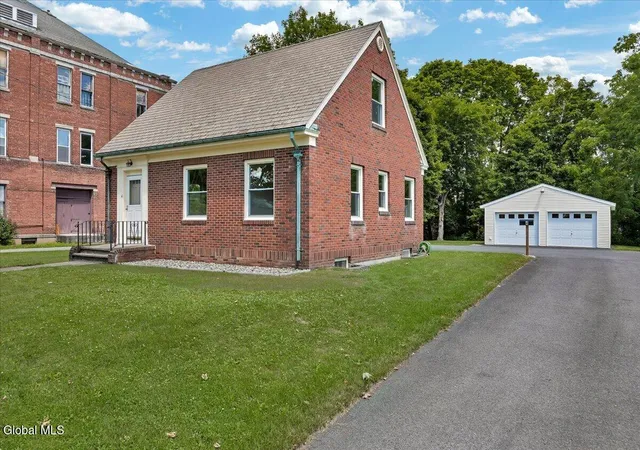 Photo 3 of Single family home for sale at 4 Russell Ave, Ravena, NY 12143 | MLS# 202622519 | Listing updated on 2026-09-03