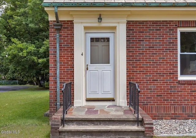 Photo 4 of Single family home for sale at 4 Russell Ave, Ravena, NY 12143 | MLS# 202622519 | Listing updated on 2026-09-03