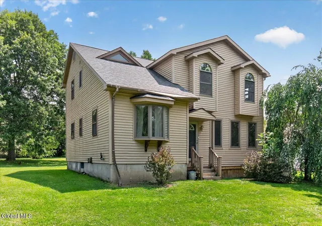 2nd image of 226 Belfance Rd, Amsterdam, NY 12010 | MLS# 202622553