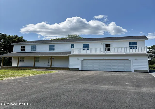 3rd image of 2523 Grandview Ave, Schenectady, NY 12309 | MLS# 202622509