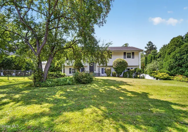 1st image of 4 Farmingdale Rd, Latham, NY 12110 | MLS# 202622828