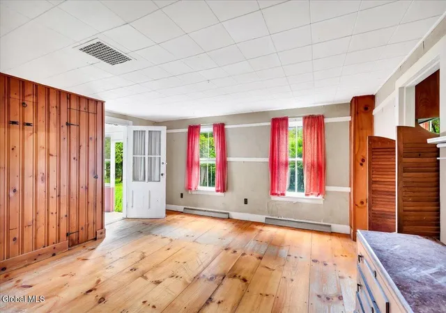 Photo 3 of Sale Pending at 104 Dutch Church Rd, Petersburg, NY 12138 | MLS# 202623041 | Listing updated on 2026-08-20