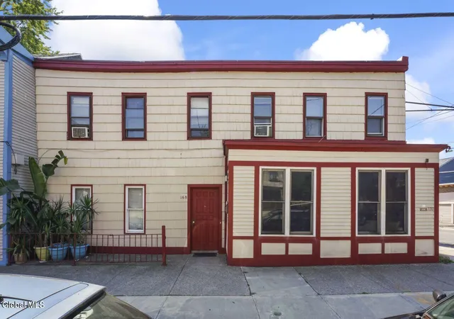 2nd image of 162 170 Jefferson St, Albany, NY 12210 | MLS# 202622723