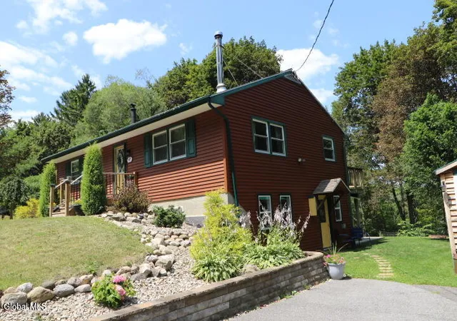 2nd image of 47 Snake Hill Rd, Schenectady, NY 12302 | MLS# 202622670