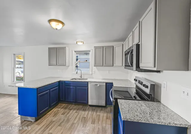 Photo 3 of Single family home for sale at 124 Cottage St, Ravena, NY 12143 | MLS# 202622768 | Listing updated on 2026-08-11