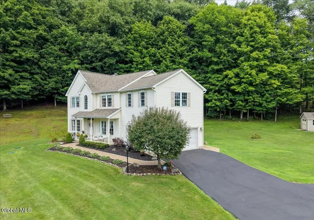 4th image of 40 Vischer Ferry Rd, Rexford, NY 12148 | MLS# 202623108