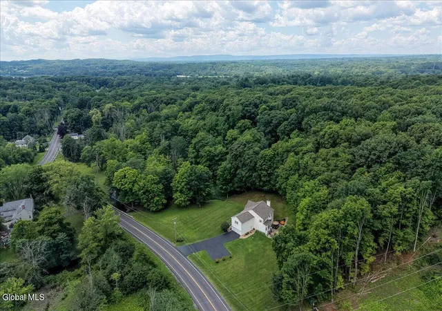 5th image of 40 Vischer Ferry Rd, Rexford, NY 12148 | MLS# 202623108