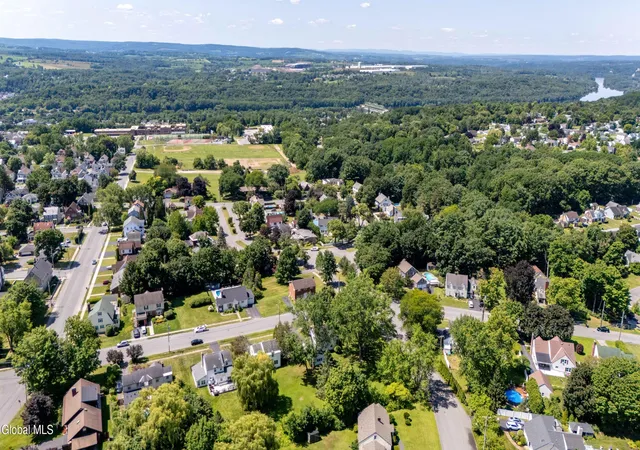 Photo 3 of Sale Pending at 17 Van Dyke Ave, Amsterdam, NY 12010 | MLS# 202622606 | Listing updated on 2026-07-27