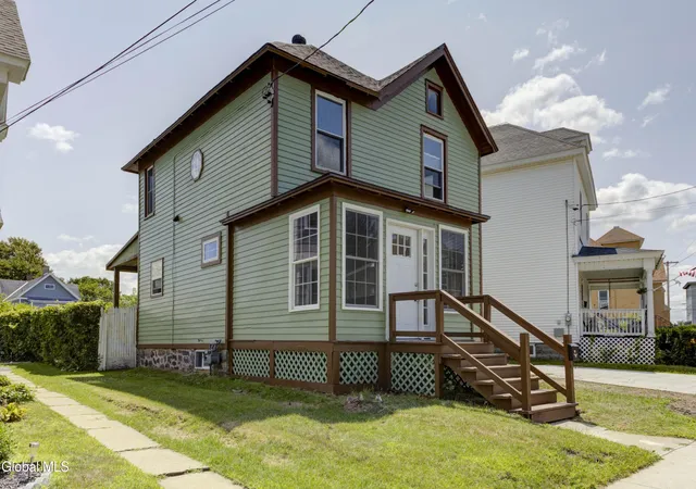 3rd image of 54 Union St, Gloversville, NY 12078 | MLS# 202622758