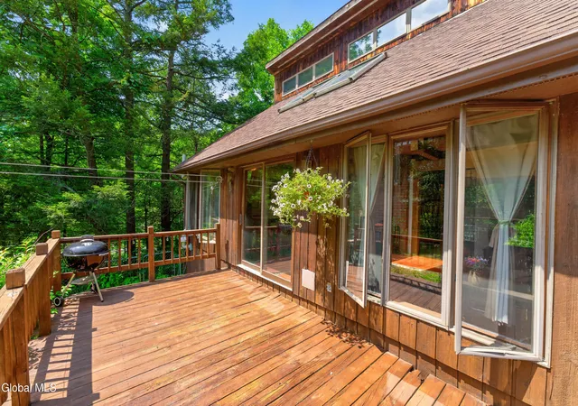 Photo 3 of Single family home for sale at 178 Blodgett Hl Rd, Coeymans Hollow, NY 12046 | MLS# 202622663 | Listing updated on 2026-09-14